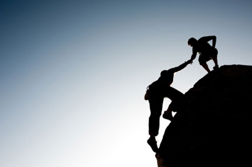  - rock-climbers-helping-each-other512x340